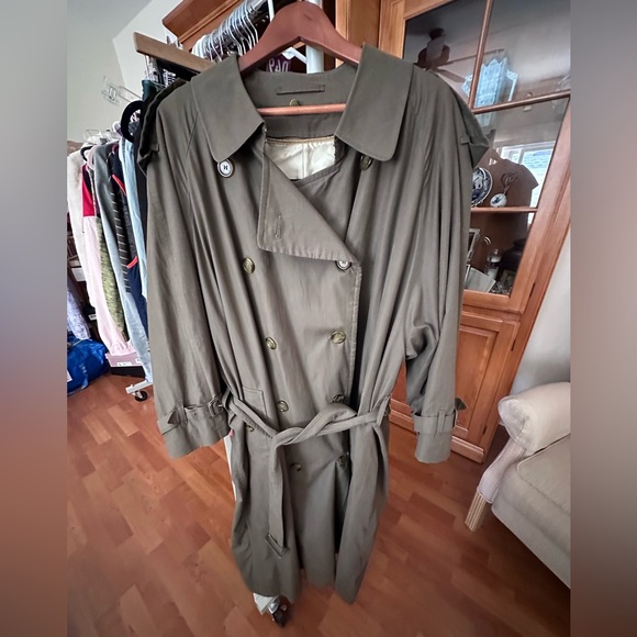 Burberry Khaki Trench with removable wool liner - Picture 1 of 12
